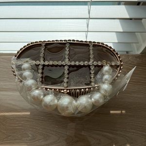 Oval Gold Rhinestones Party Clutch with Large Pearls, JJ.